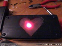 Wireless pulsating Valentines heart