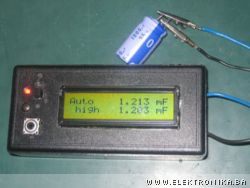Capacitance meter with ATmega8